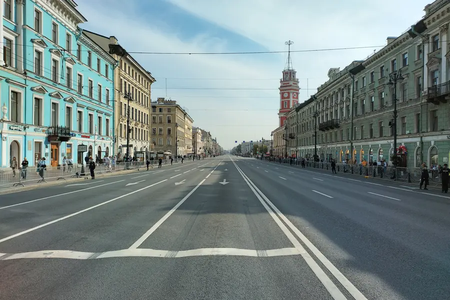 Une avenue russe, un soir